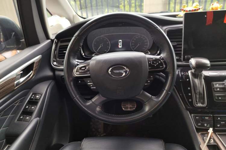 Used GAC Trumpchi M8 2019 320T Ultimate Edition Steering Wheel