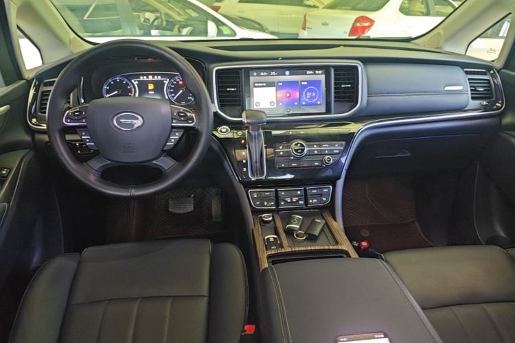 Used GAC Trumpchi M8 2019 320T Ultimate Edition Center Console