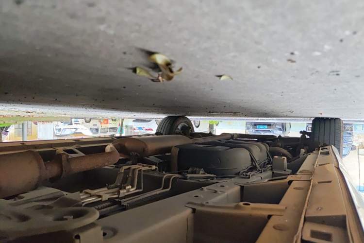 Used GAC Trumpchi M8 2019 320T Ultimate Edition Chassis Front Right