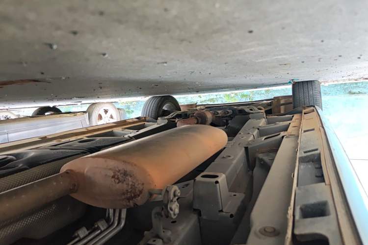 Used GAC Trumpchi M8 2019 320T Ultimate Edition Chassis Rear Left