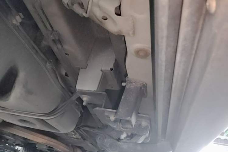 Used GAC Trumpchi M8 2019 320T Ultimate Edition Chassis Rear Right