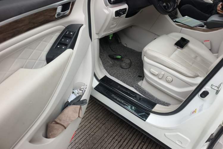Used GAC Trumpchi M8 2019 320T Ultimate Edition Driver Seat