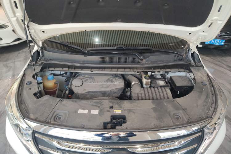 Used GAC Trumpchi M8 2019 320T Ultimate Edition Engine Bay