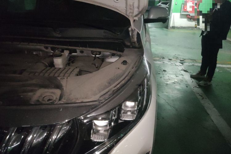 Used GAC Trumpchi M8 2019 320T Ultimate Edition Engine Bay Left