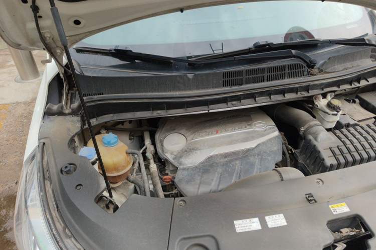 Used GAC Trumpchi M8 2019 320T Ultimate Edition Engine Bay Right