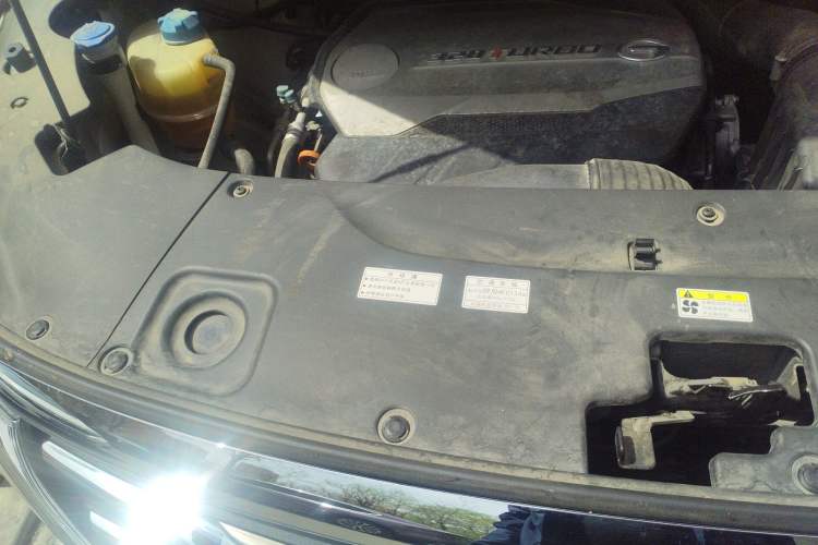 Used GAC Trumpchi M8 2019 320T Ultimate Edition Engine Bay Right