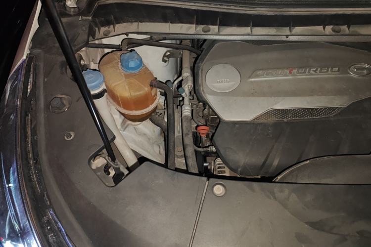 Used GAC Trumpchi M8 2019 320T Ultimate Edition Engine Bay Right