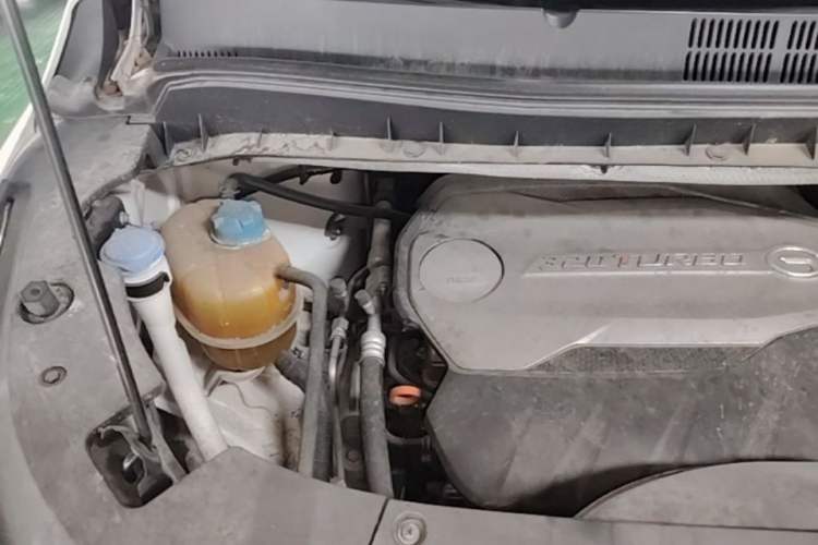 Used GAC Trumpchi M8 2019 320T Ultimate Edition Engine Bay Right