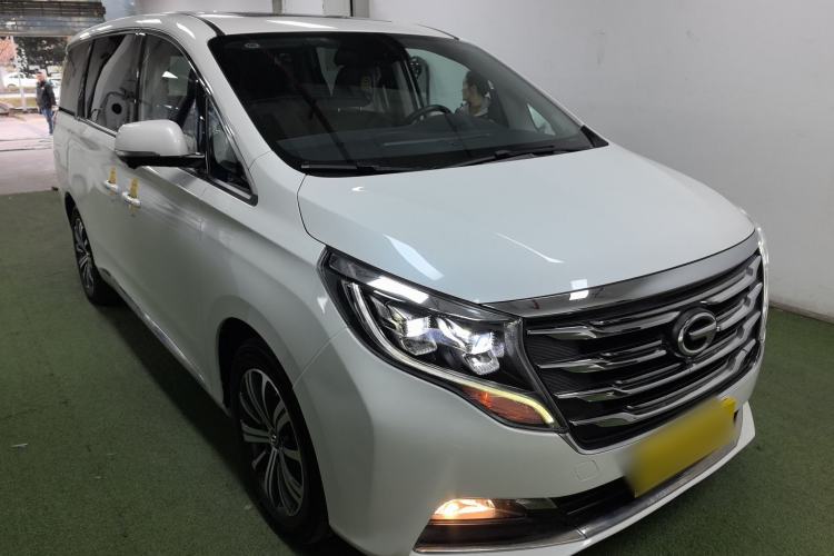 Used GAC Trumpchi M8 2019 320T Ultimate Edition Front Right 45 Deg