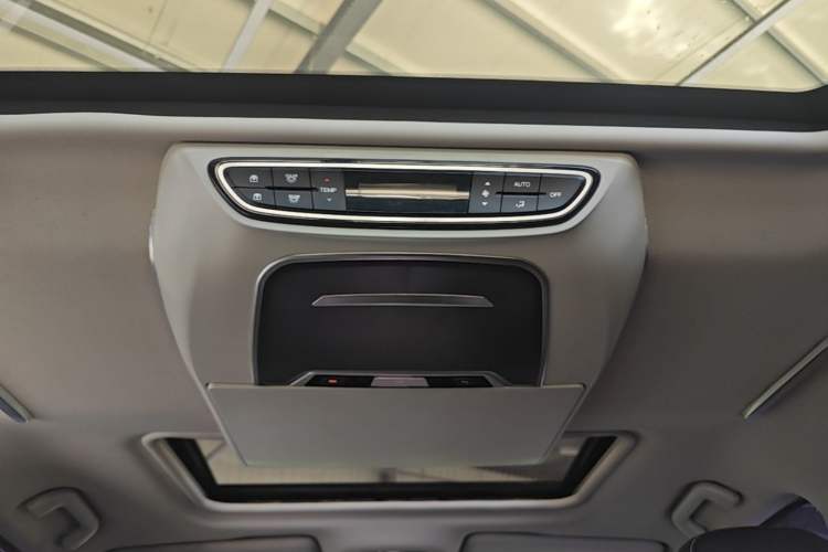 Used GAC Trumpchi M8 2019 320T Ultimate Edition Headliner