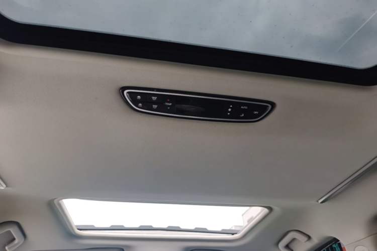 Used GAC Trumpchi M8 2019 320T Ultimate Edition Headliner