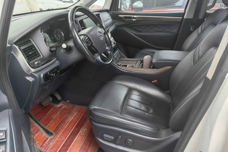 Used GAC Trumpchi M8 2019 320T Ultimate Edition Interior 1
