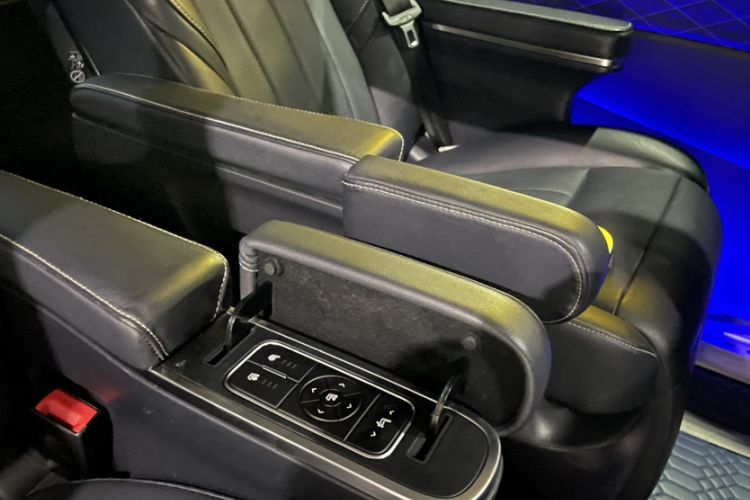 Used GAC Trumpchi M8 2019 320T Ultimate Edition Interior 1