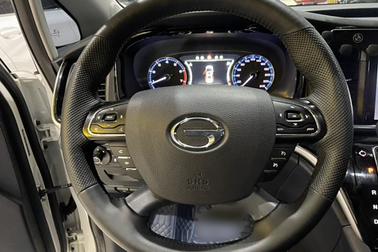 Used GAC Trumpchi M8 2019 320T Ultimate Edition Interior 3