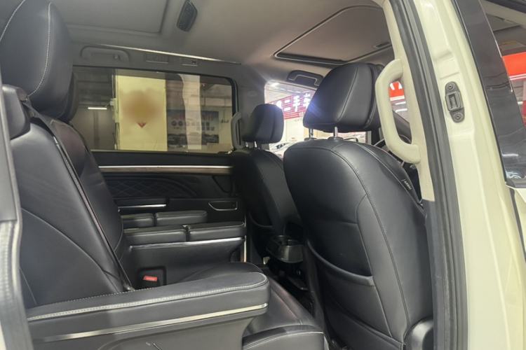 Used GAC Trumpchi M8 2019 320T Ultimate Edition Interior 5