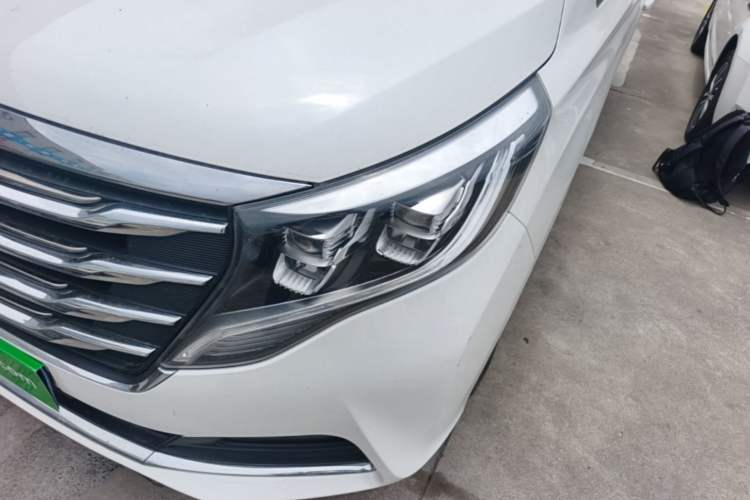 Used GAC Trumpchi M8 2019 320T Ultimate Edition Left Front Headlight