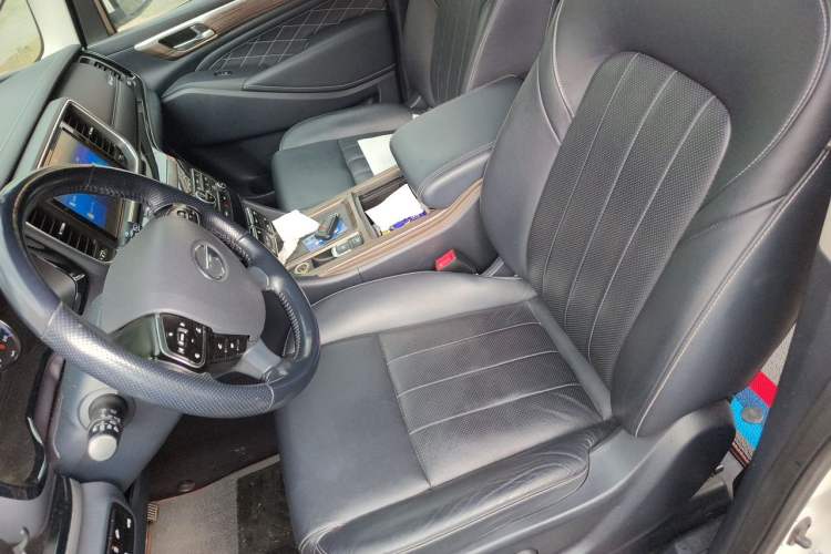 Used GAC Trumpchi M8 2019 320T Ultimate Edition Left Front Seat
