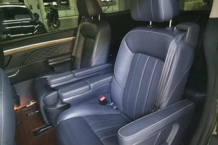 Used GAC Trumpchi M8 2019 320T Ultimate Edition Left Rear Seat