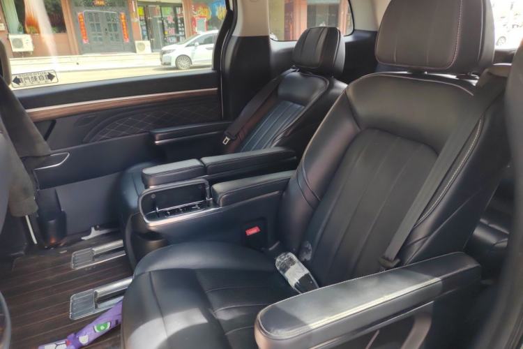 Used GAC Trumpchi M8 2019 320T Ultimate Edition Left Rear Seat