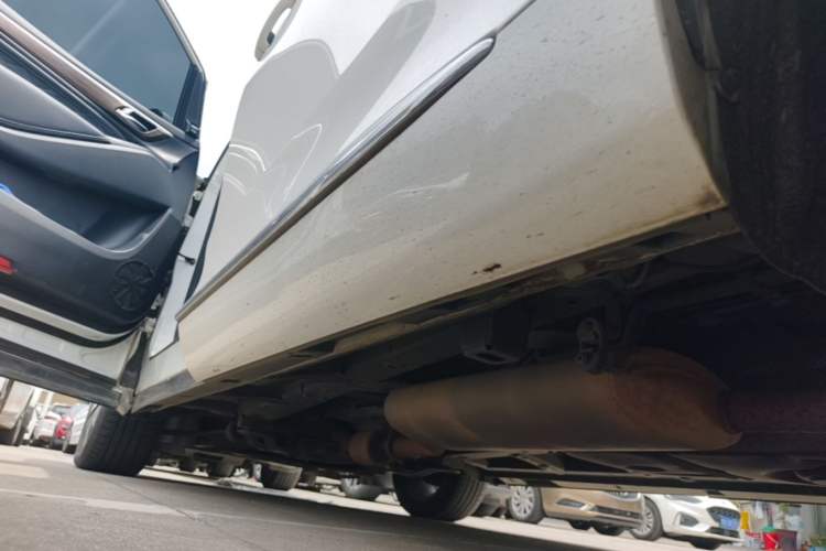 Used GAC Trumpchi M8 2019 320T Ultimate Edition Left Side Sill