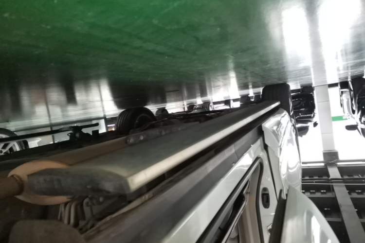 Used GAC Trumpchi M8 2019 320T Ultimate Edition Left Side Sill