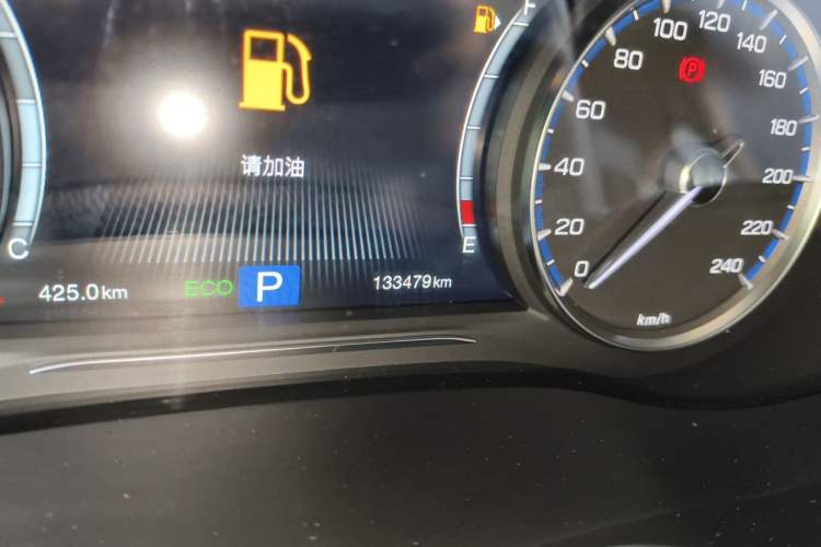 Used GAC Trumpchi M8 2019 320T Ultimate Edition Odometer Close Up