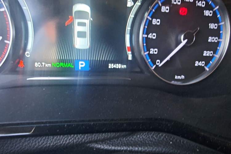 Used GAC Trumpchi M8 2019 320T Ultimate Edition Odometer Close Up