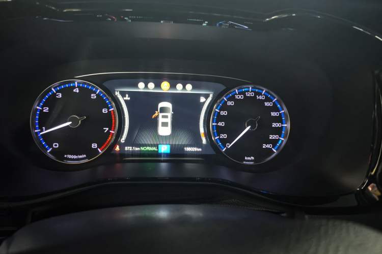 Used GAC Trumpchi M8 2019 320T Ultimate Edition Odometer Close Up