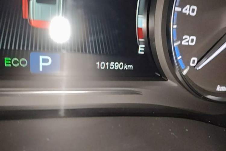 Used GAC Trumpchi M8 2019 320T Ultimate Edition Odometer Close Up