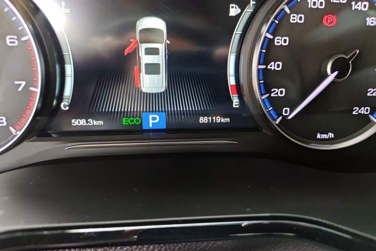 Used GAC Trumpchi M8 2019 320T Ultimate Edition Odometer Close Up