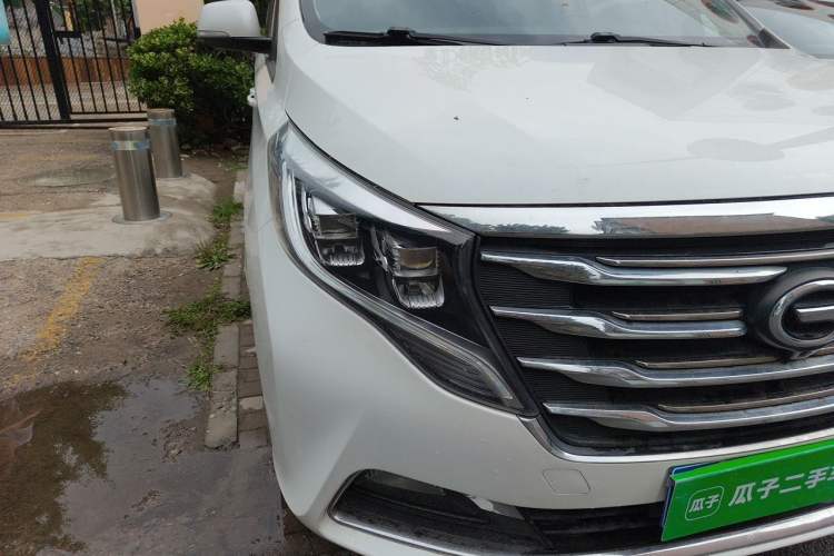Used GAC Trumpchi M8 2019 320T Ultimate Edition Right Front Headlight