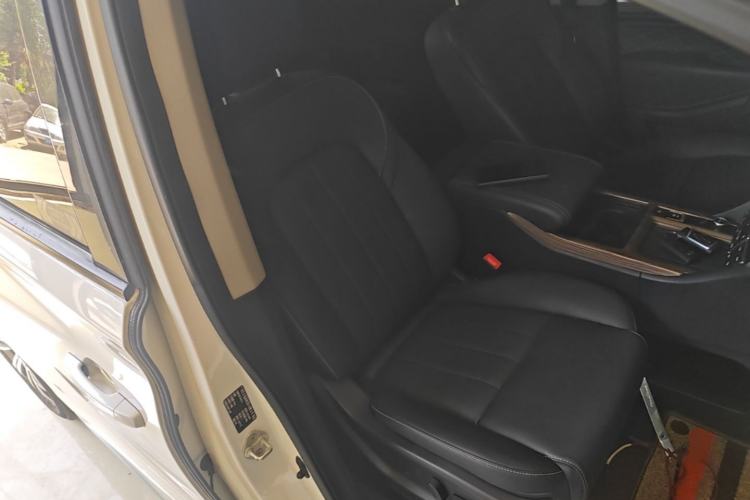 Used GAC Trumpchi M8 2019 320T Ultimate Edition Right Front Seat