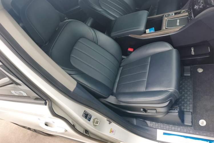 Used GAC Trumpchi M8 2019 320T Ultimate Edition Right Front Seat