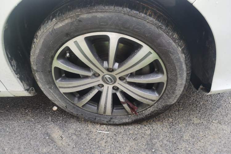 Used GAC Trumpchi M8 2019 320T Ultimate Edition Right Front Wheel Hub