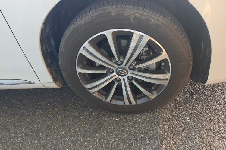 Used GAC Trumpchi M8 2019 320T Ultimate Edition Right Front Wheel Hub