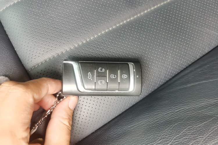 Used GAC Trumpchi M8 2019 320T Ultimate Edition Vehicle Key