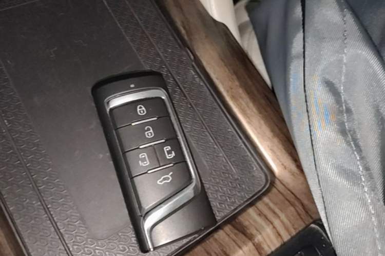 Used GAC Trumpchi M8 2019 320T Ultimate Edition Vehicle Key