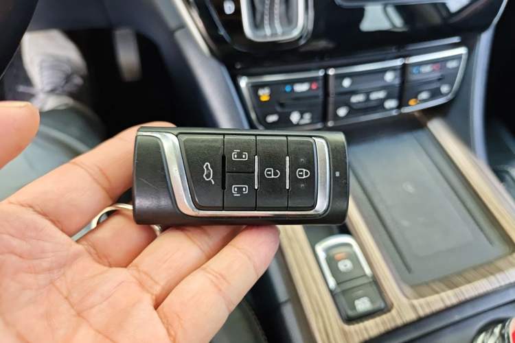 Used GAC Trumpchi M8 2019 320T Ultimate Edition Vehicle Key