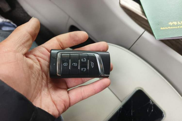 Used GAC Trumpchi M8 2019 320T Ultimate Edition Vehicle Key