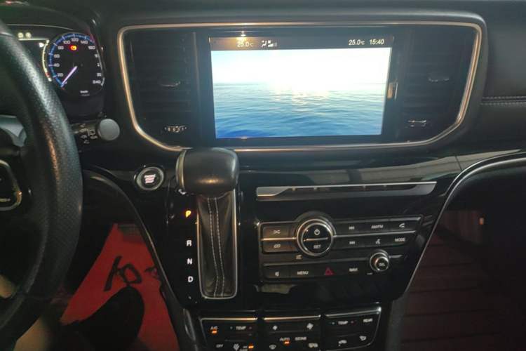 Used GAC Trumpchi M8 2020 Flagship Model 390T Prestige Edition Audio And AC Panel
