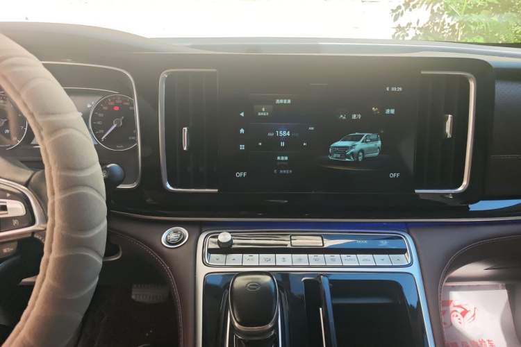 Used GAC Trumpchi M8 2020 390T Deluxe Edition Audio And AC Panel