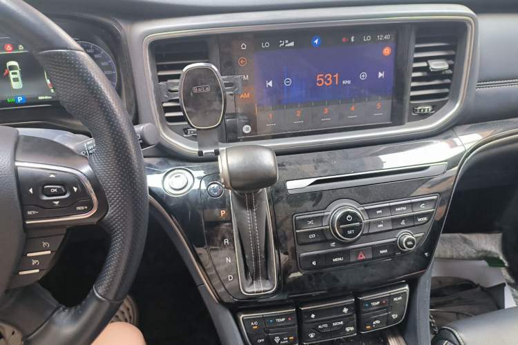 Used GAC Trumpchi M8 2020 Flagship Model 390T Prestige Edition Audio And AC Panel