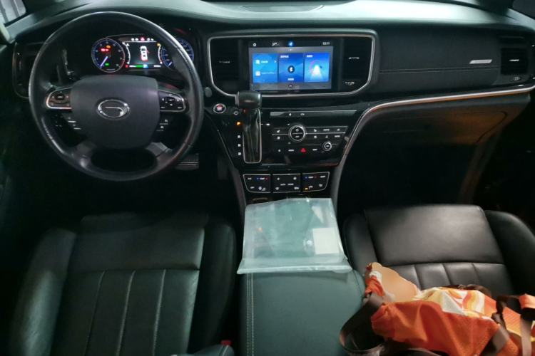 Used GAC Trumpchi M8 2020 Flagship Model 390T Supreme Edition Center Console