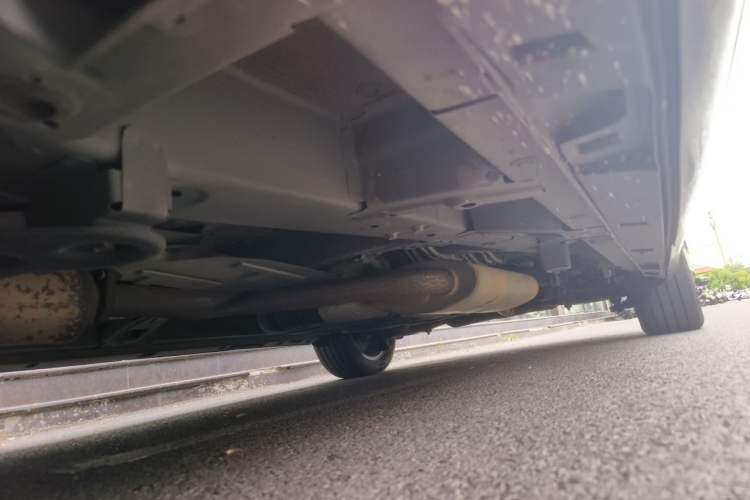 Used GAC Trumpchi M8 2020 390T Deluxe Edition Chassis Front Left