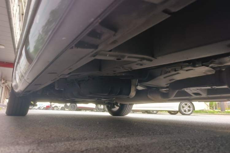 Used GAC Trumpchi M8 2020 390T Deluxe Edition Chassis Front Right