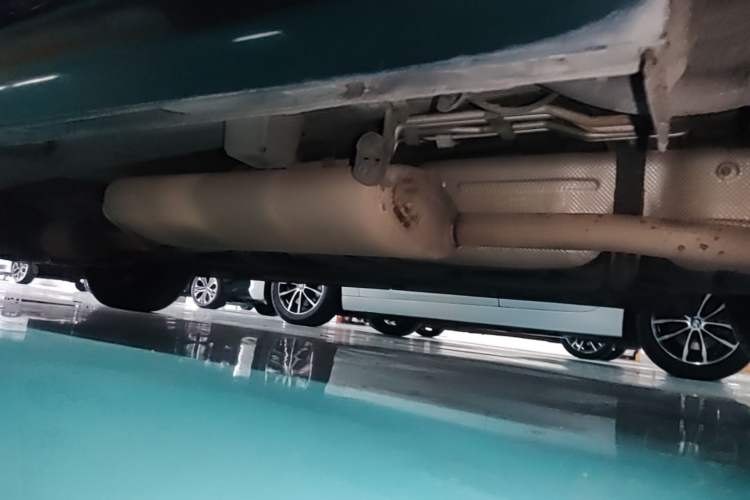 Used GAC Trumpchi M8 2020 390T Deluxe Edition Chassis Rear Left