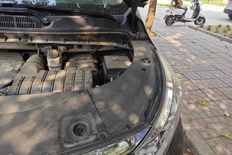 Used GAC Trumpchi M8 2020 Flagship Model 390T Prestige Edition Engine Bay Left