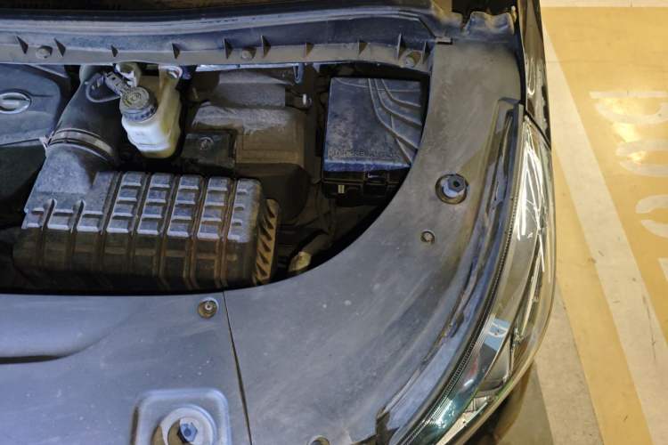 Used GAC Trumpchi M8 2020 Flagship Model 390T Prestige Edition Engine Bay Left