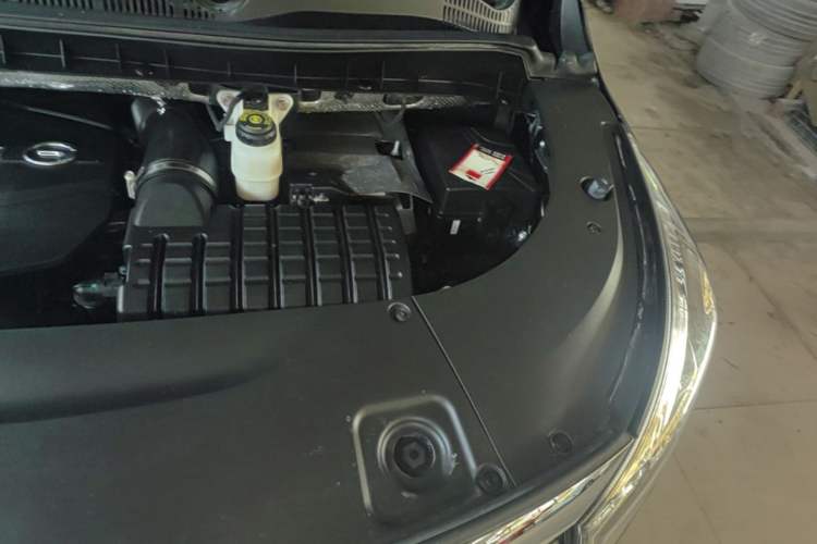 Used GAC Trumpchi M8 2020 Flagship Model 390T Prestige Edition Engine Bay Left