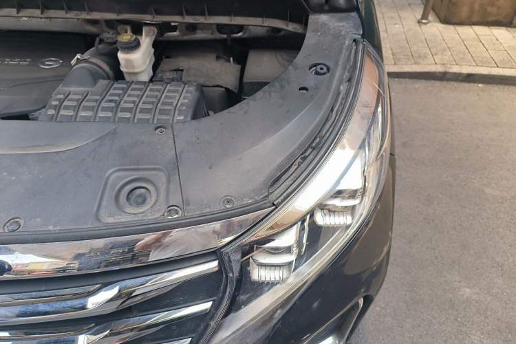 Used GAC Trumpchi M8 2020 Flagship Model 390T Prestige Edition Engine Bay Left